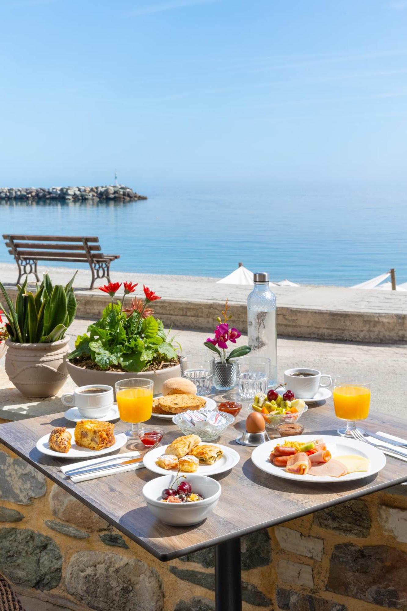 Kenta Beach Hotel Agios Ioannis  Exteriör bild