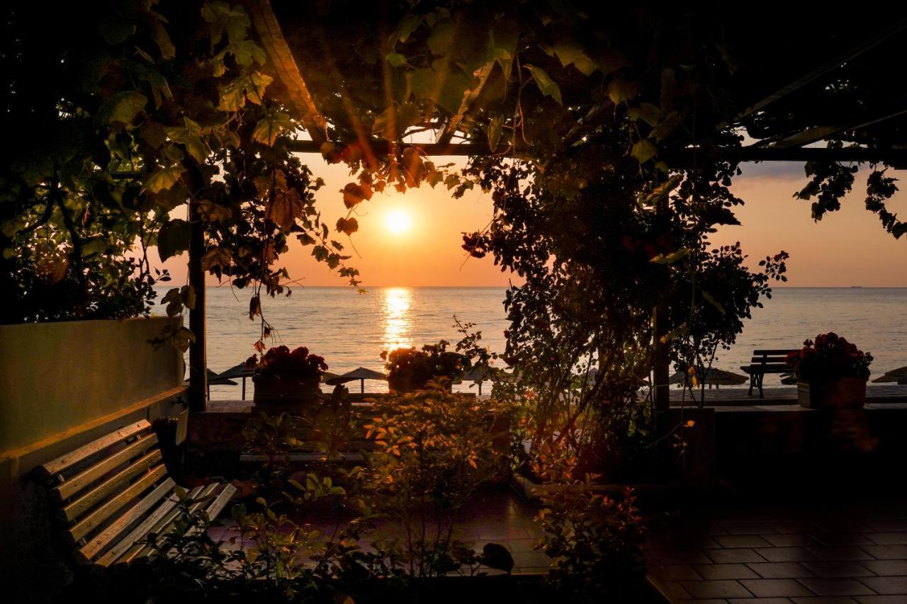 Kenta Beach Hotel Agios Ioannis  Exteriör bild